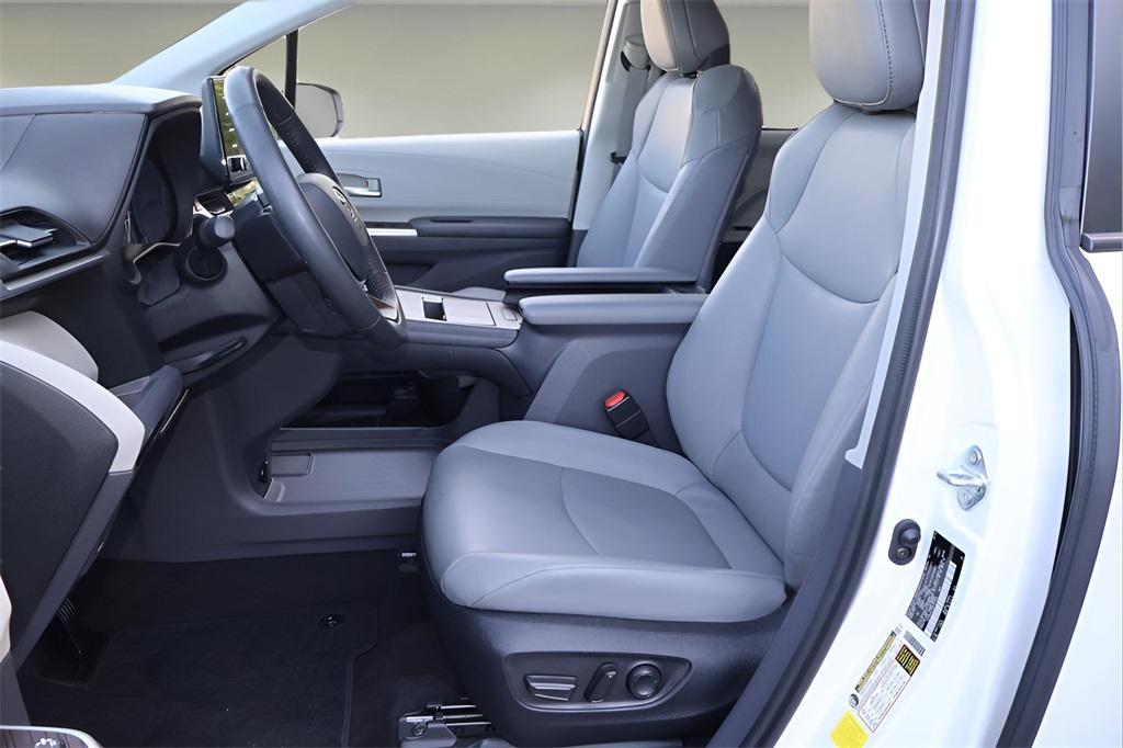used 2022 Toyota Sienna car, priced at $41,641
