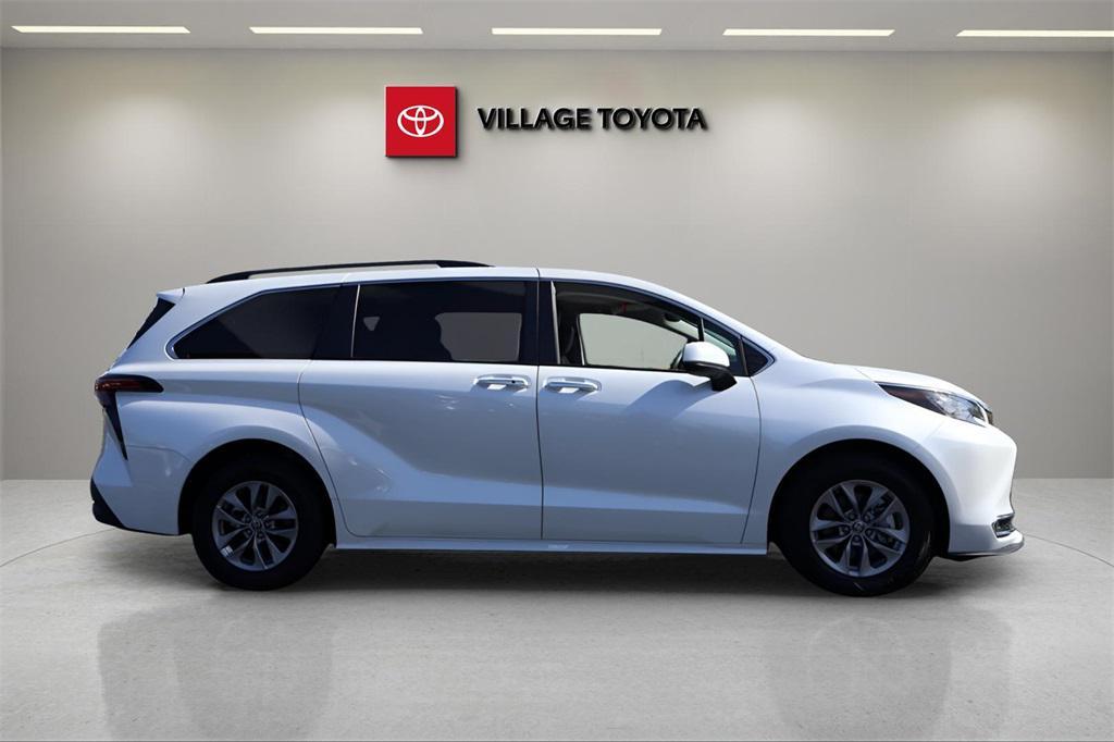 used 2022 Toyota Sienna car, priced at $41,641