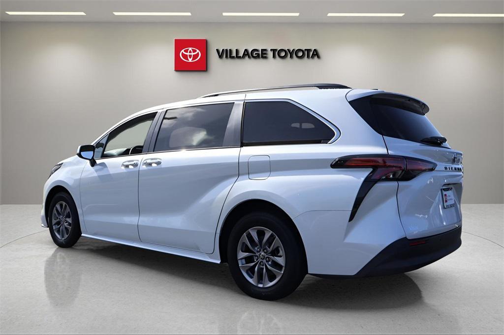 used 2022 Toyota Sienna car, priced at $41,641