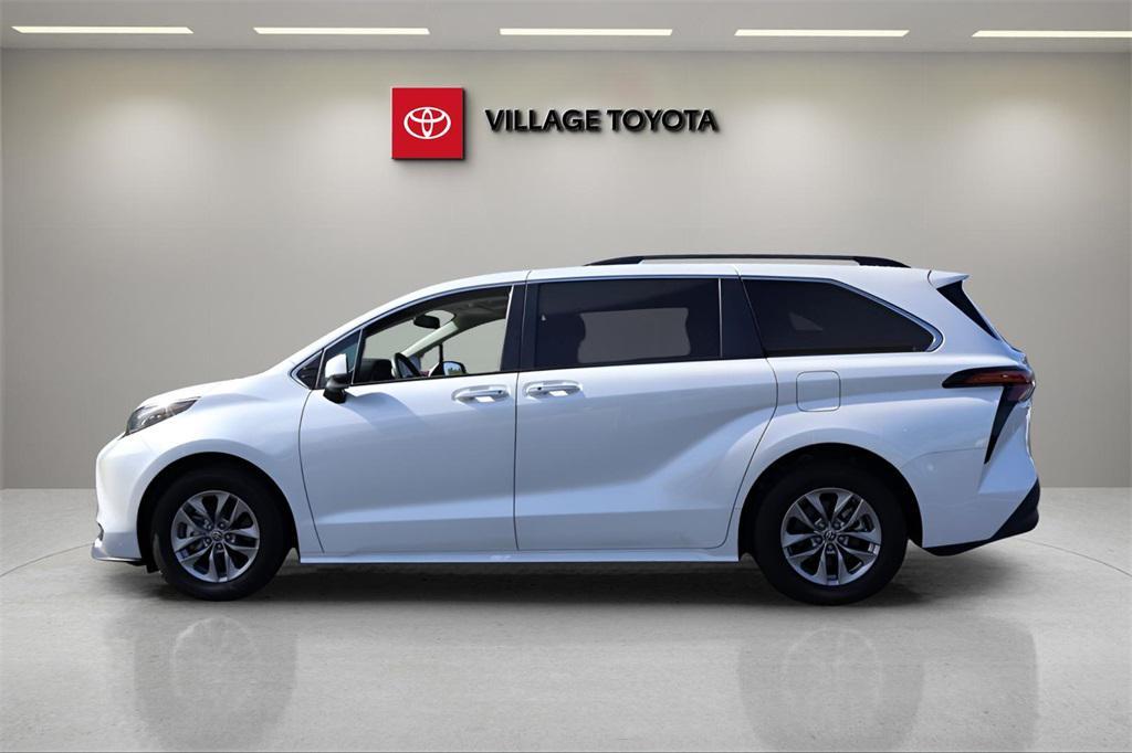 used 2022 Toyota Sienna car, priced at $41,641