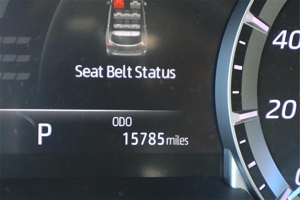 used 2023 Toyota Highlander Hybrid car, priced at $40,151