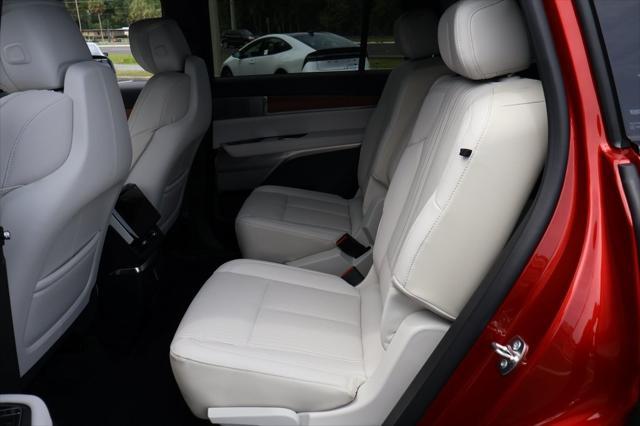 new 2026 Cadillac VISTIQ car, priced at $81,115