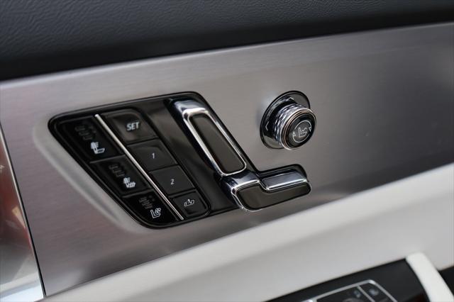 new 2026 Cadillac VISTIQ car, priced at $81,115