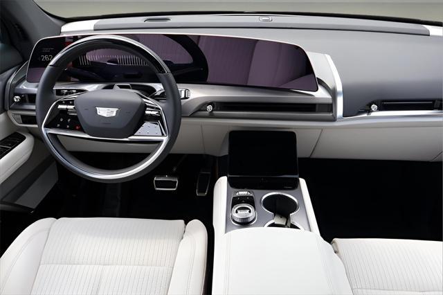 new 2026 Cadillac VISTIQ car, priced at $81,115