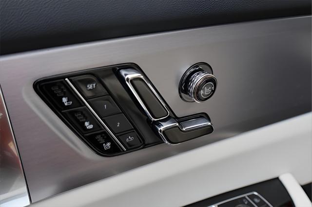 new 2026 Cadillac VISTIQ car, priced at $81,115