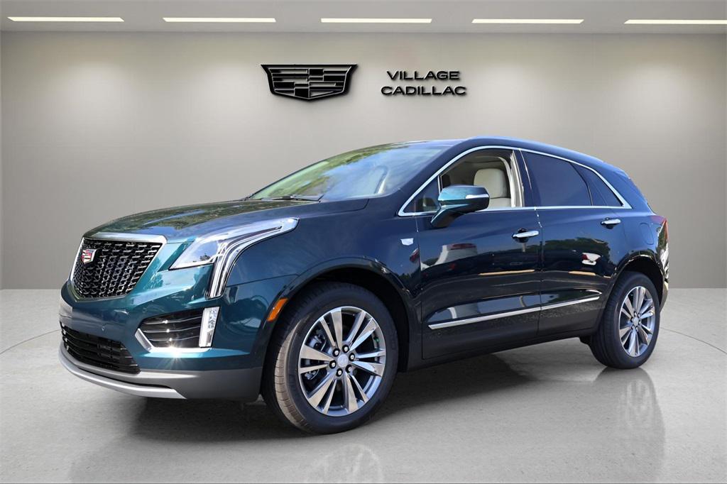 new 2025 Cadillac XT5 car, priced at $53,415