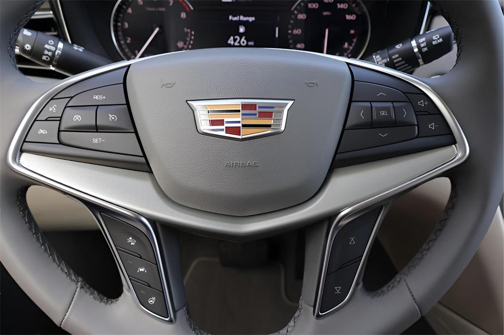 new 2025 Cadillac XT5 car, priced at $51,415