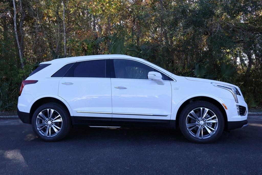 new 2025 Cadillac XT5 car, priced at $57,790