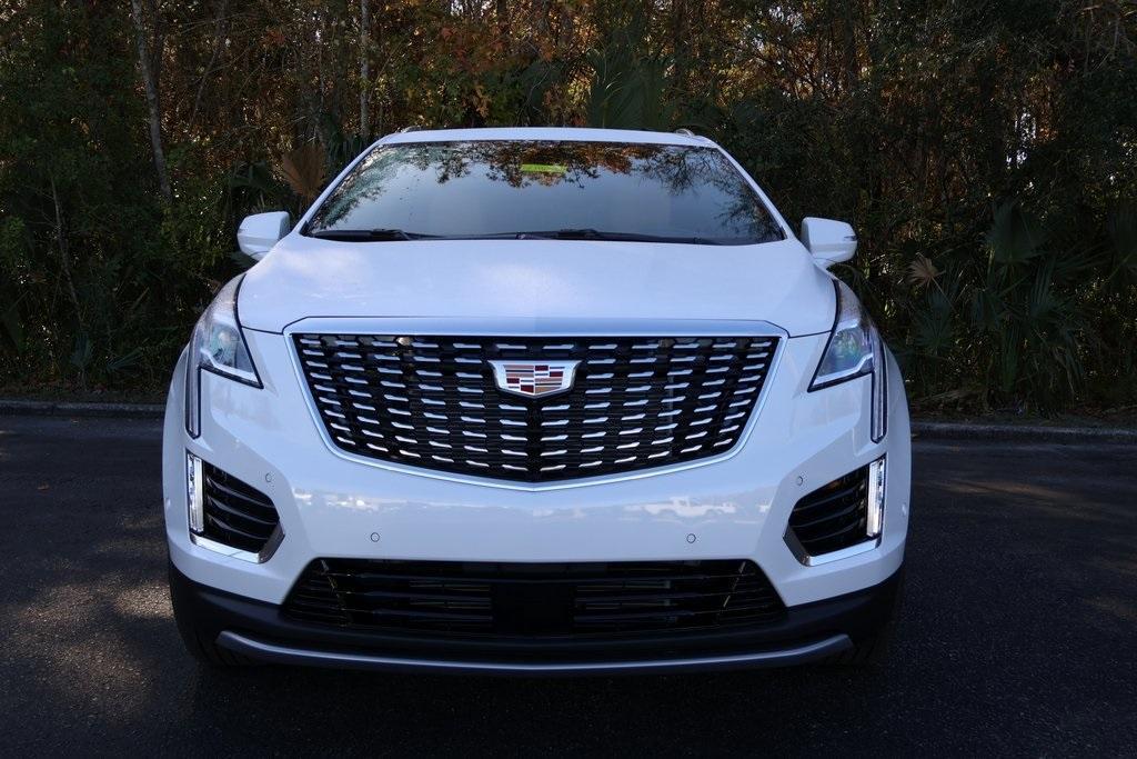 new 2025 Cadillac XT5 car, priced at $57,790