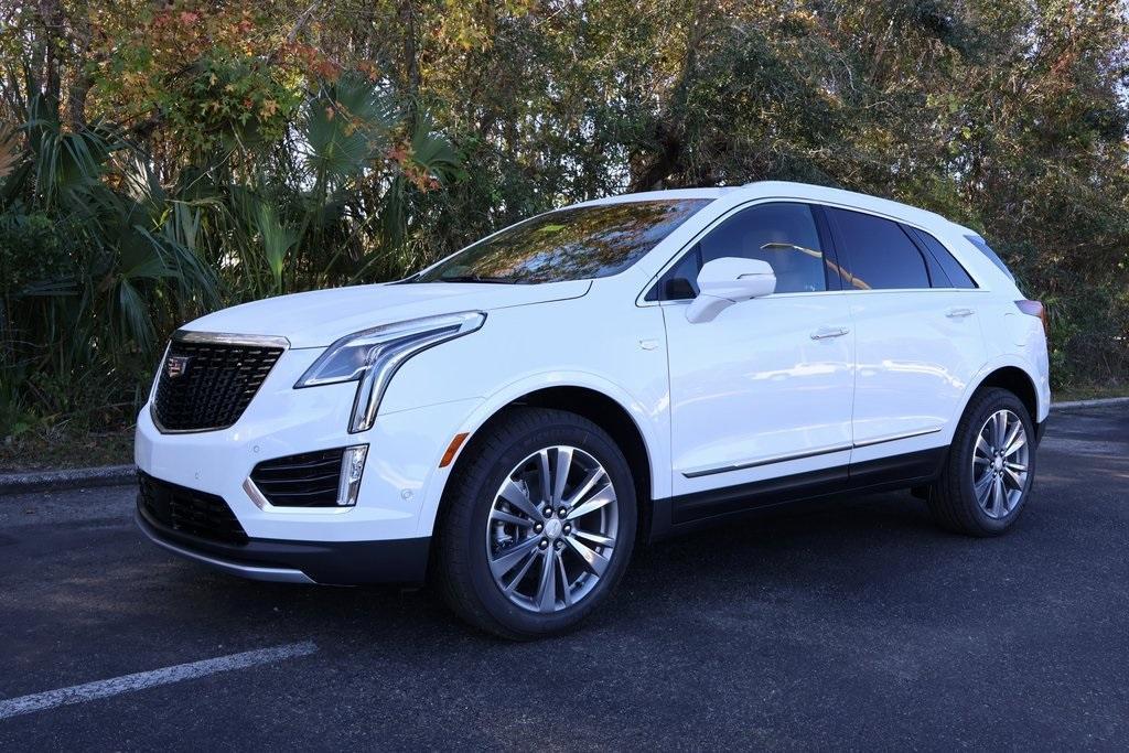 new 2025 Cadillac XT5 car, priced at $57,790