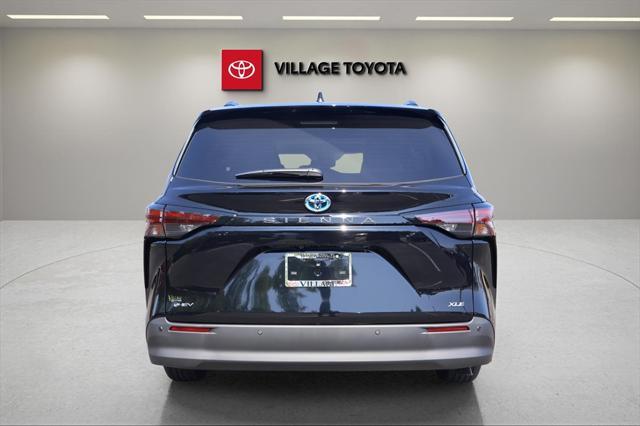 new 2025 Toyota Sienna car, priced at $47,197