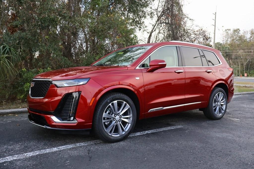 new 2025 Cadillac XT6 car, priced at $58,815