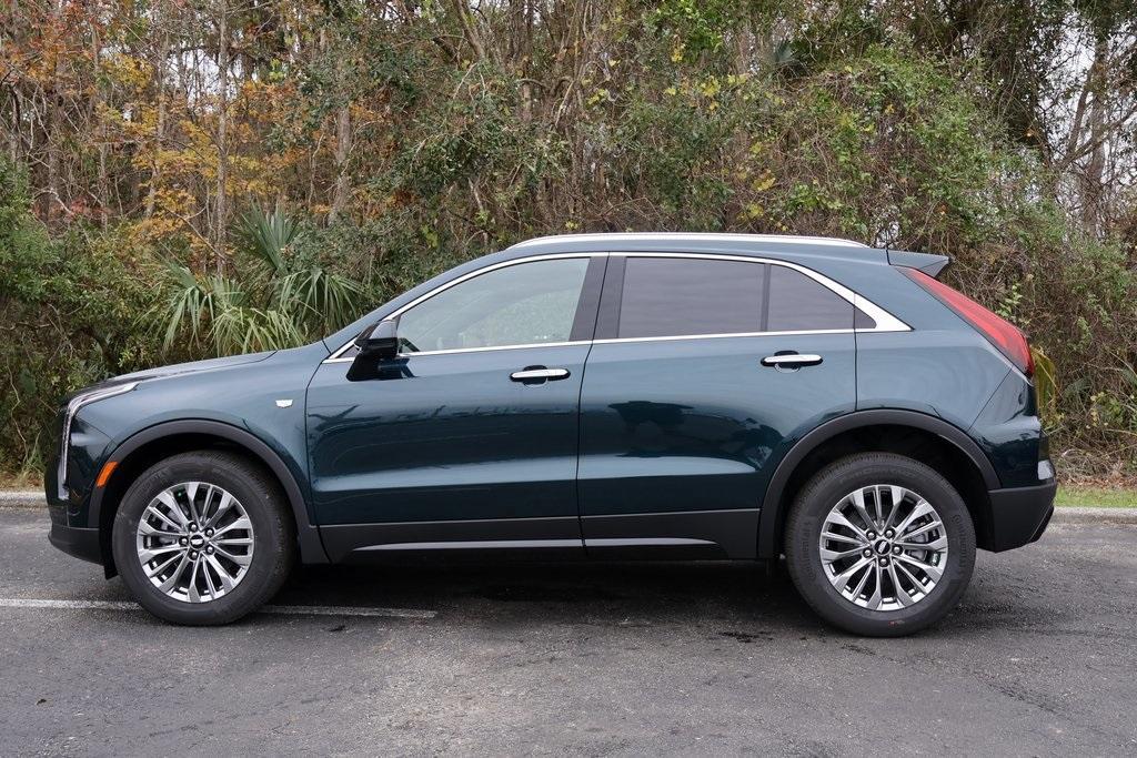 new 2025 Cadillac XT4 car, priced at $42,615