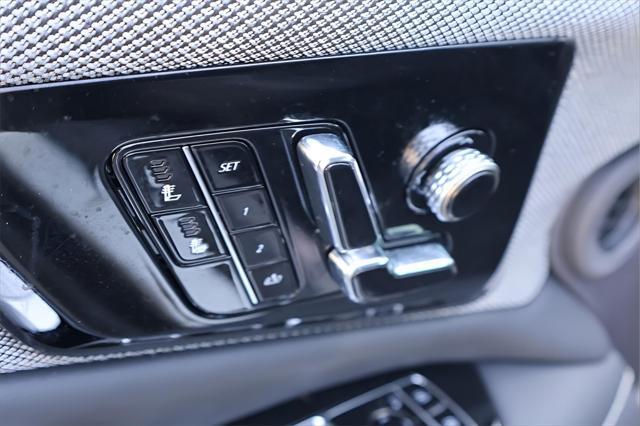 new 2025 Cadillac OPTIQ car, priced at $56,215