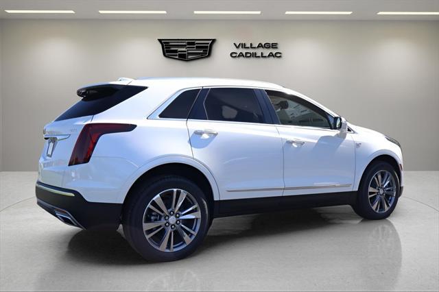 new 2025 Cadillac XT5 car, priced at $54,015