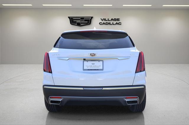 new 2025 Cadillac XT5 car, priced at $54,015