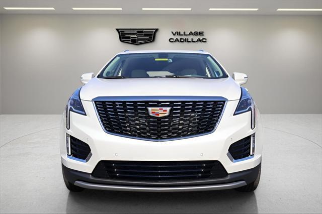 new 2025 Cadillac XT5 car, priced at $54,015