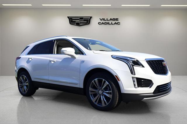new 2025 Cadillac XT5 car, priced at $54,015