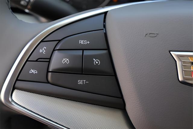 new 2025 Cadillac XT5 car, priced at $57,180