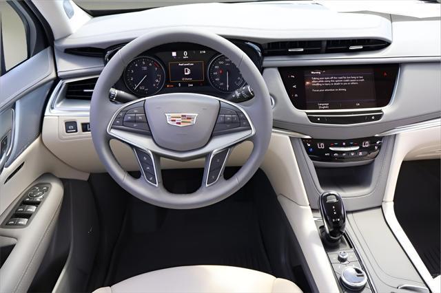 new 2025 Cadillac XT5 car, priced at $57,180
