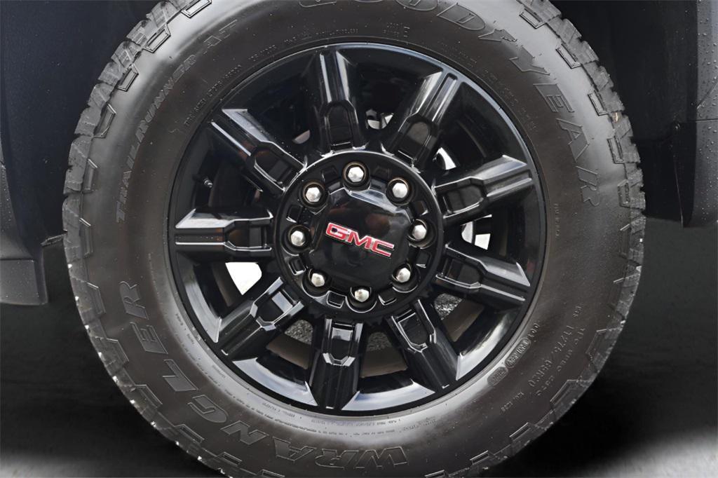 used 2025 GMC Sierra 2500 car, priced at $81,891
