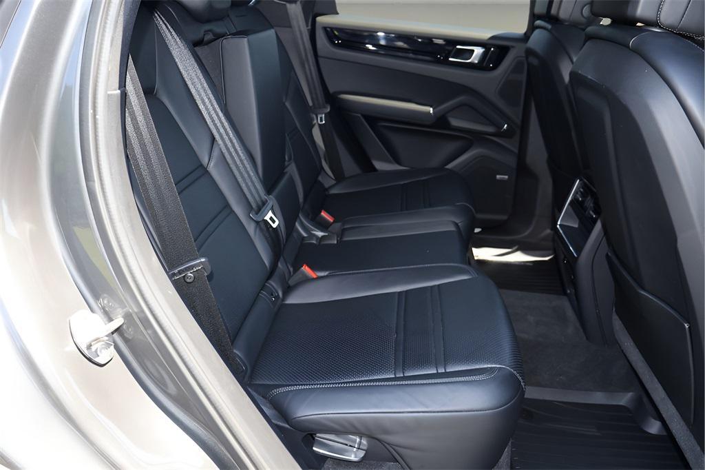 used 2021 Porsche Cayenne car, priced at $45,851