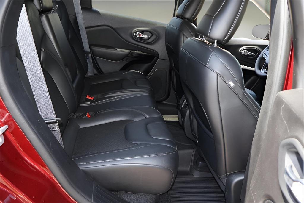 used 2021 Jeep Cherokee car, priced at $17,451