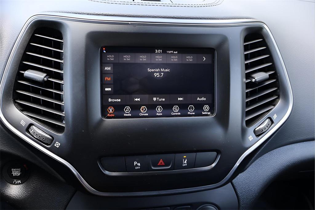 used 2021 Jeep Cherokee car, priced at $17,451