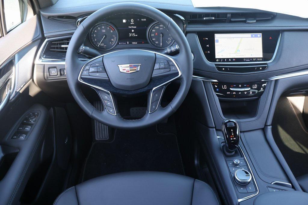 new 2026 Cadillac XT5 car, priced at $57,595