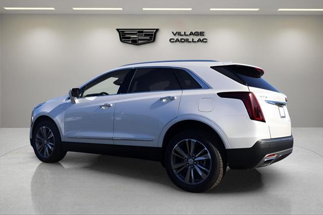 new 2025 Cadillac XT5 car, priced at $54,015