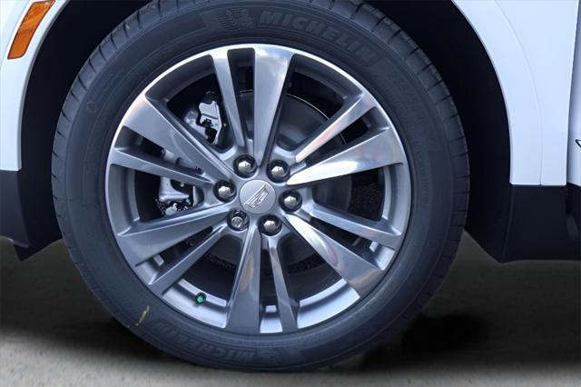 new 2025 Cadillac XT5 car, priced at $54,015