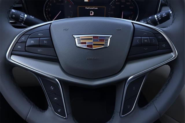 new 2025 Cadillac XT5 car, priced at $54,015