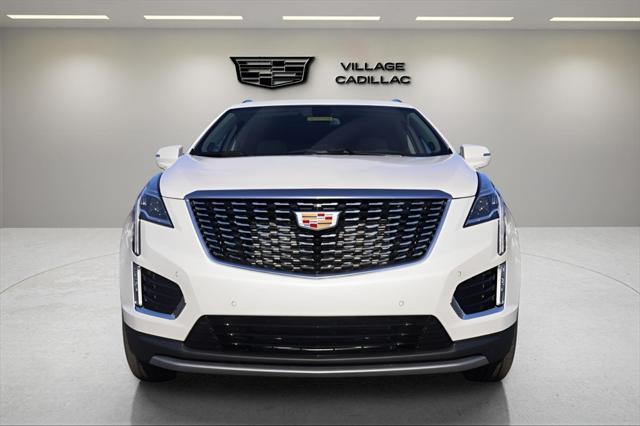 new 2025 Cadillac XT5 car, priced at $54,015