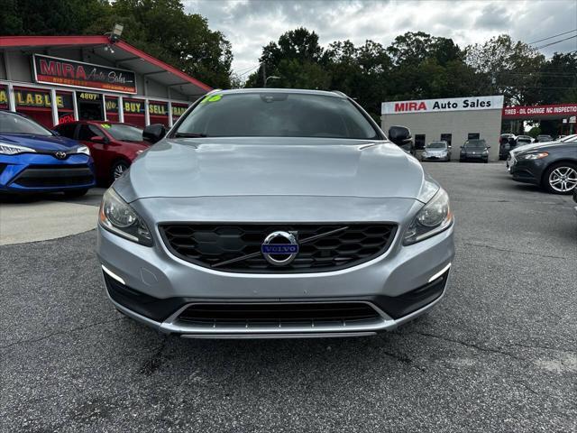 used 2016 Volvo V60 Cross Country car, priced at $9,495