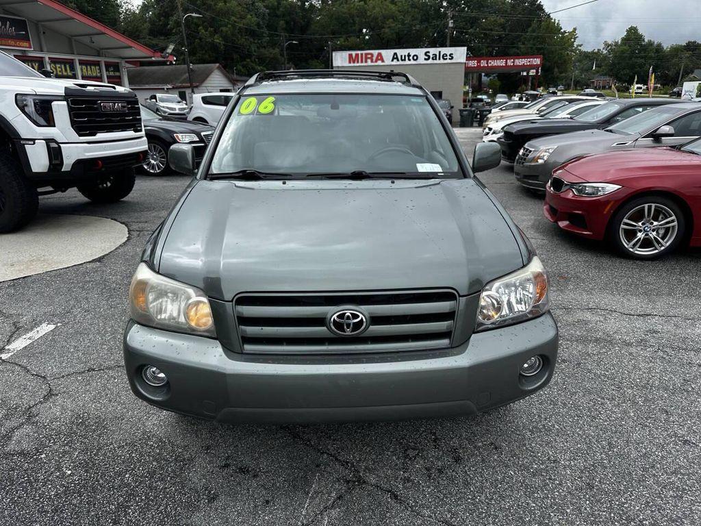 used 2006 Toyota Highlander car, priced at $6,895