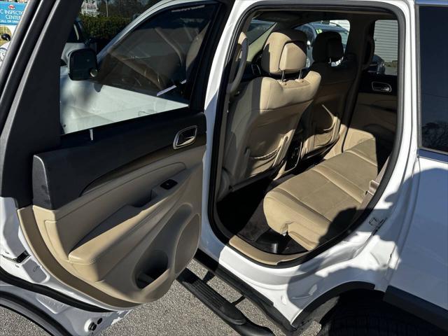 used 2017 Jeep Grand Cherokee car, priced at $11,295