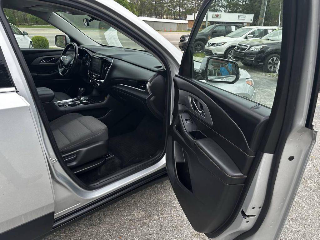 used 2018 Chevrolet Traverse car, priced at $15,995