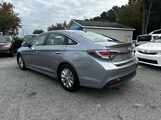 used 2016 Hyundai Sonata Hybrid car, priced at $12,250