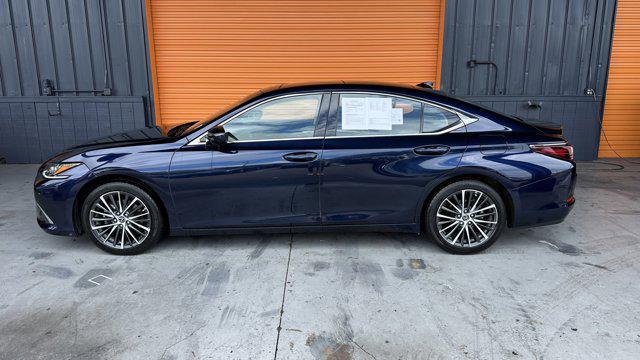 used 2023 Lexus ES 350 car, priced at $37,200