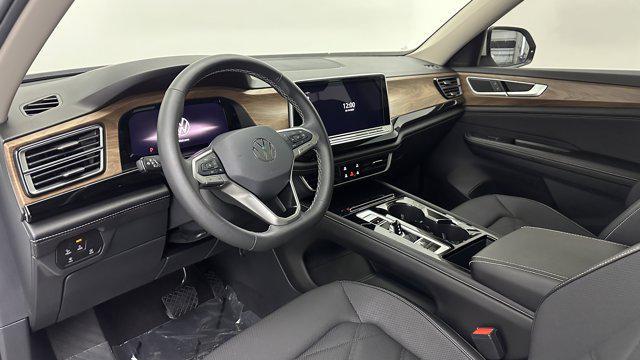 used 2024 Volkswagen Atlas car, priced at $31,200