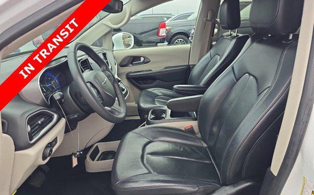 used 2022 Chrysler Pacifica car, priced at $17,000