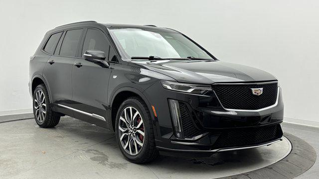 used 2022 Cadillac XT6 car, priced at $32,300