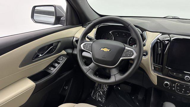 used 2023 Chevrolet Traverse car, priced at $25,500