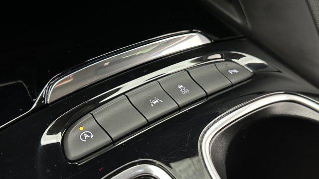 used 2023 Buick Envision car, priced at $23,000