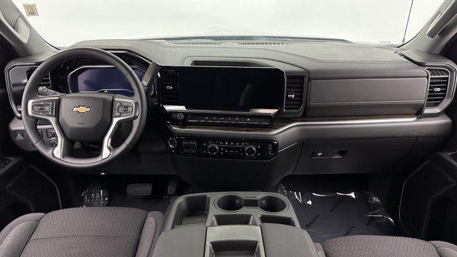 used 2025 Chevrolet Silverado 1500 car, priced at $39,900