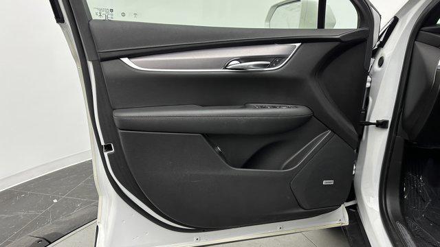 used 2020 Cadillac XT5 car, priced at $19,300