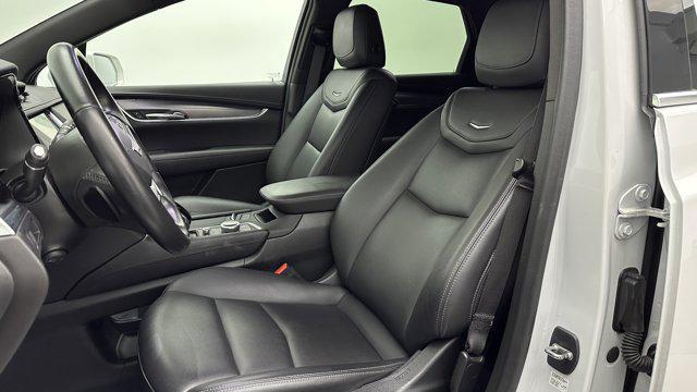used 2020 Cadillac XT5 car, priced at $19,300
