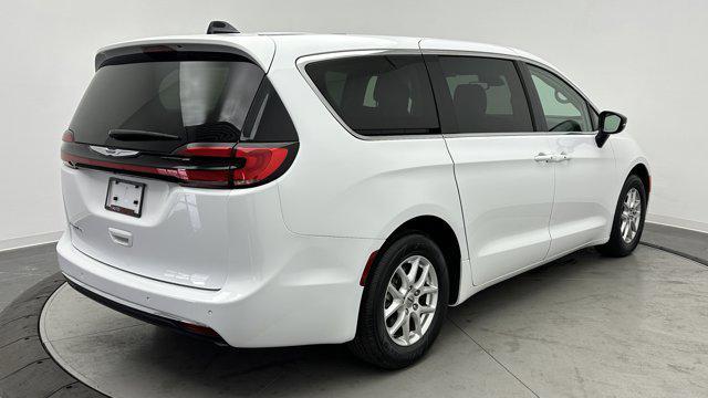 used 2024 Chrysler Pacifica car, priced at $28,500