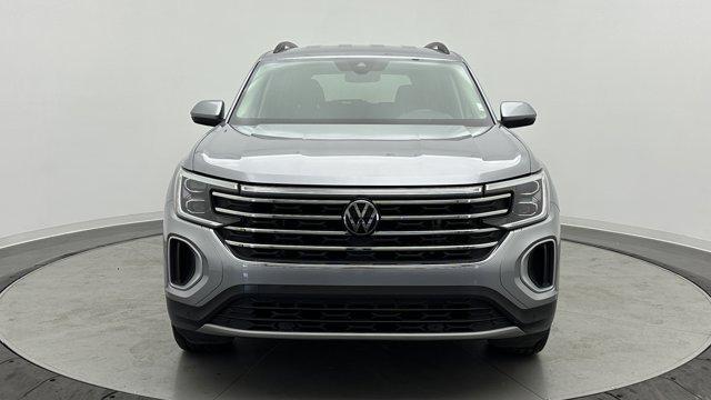 used 2024 Volkswagen Atlas car, priced at $27,400