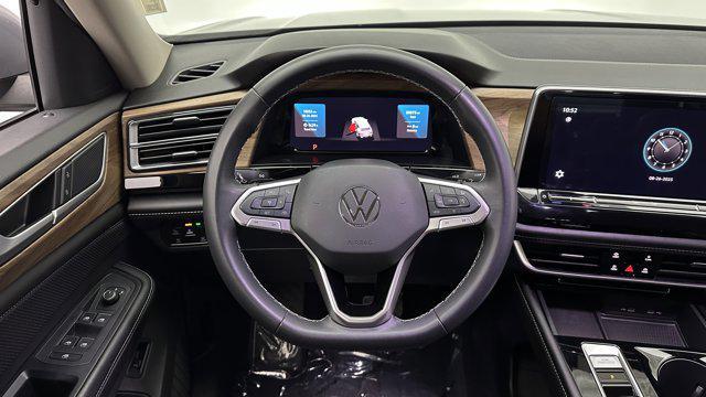 used 2024 Volkswagen Atlas car, priced at $27,400